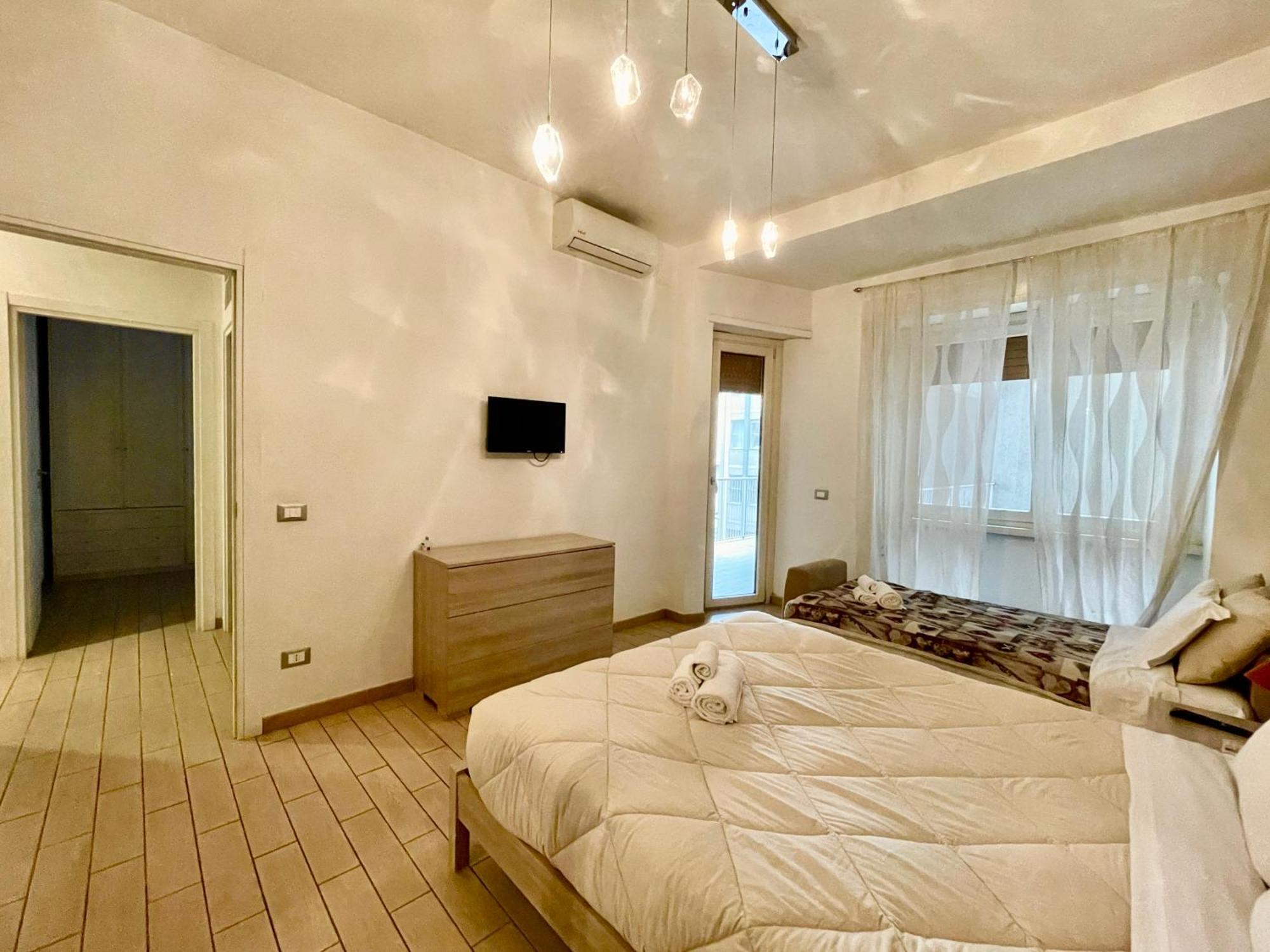 Domus Laterani By Jfm - Comfortable Apartment Big Terrace Colosseo روما المظهر الخارجي الصورة