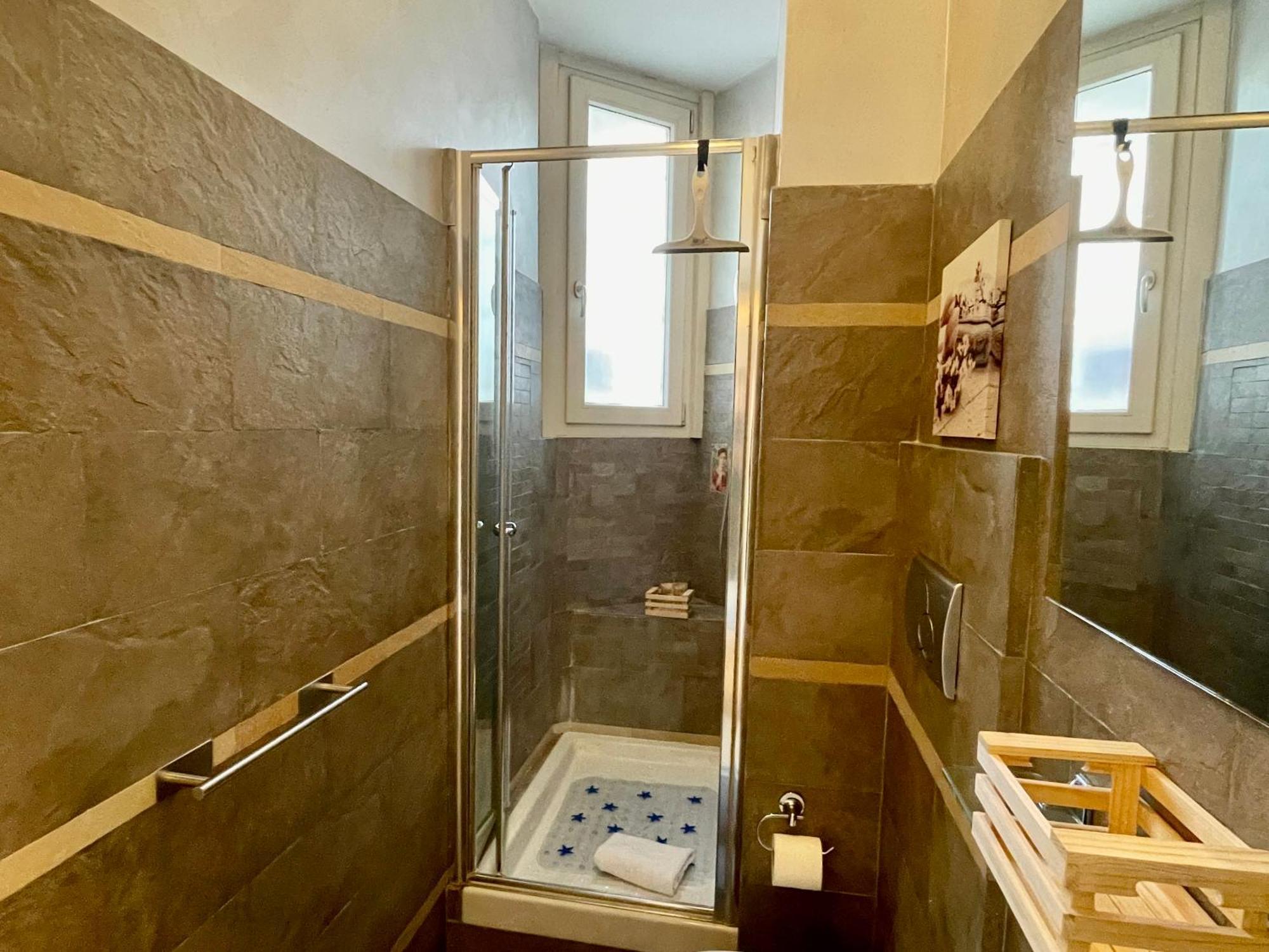 Domus Laterani By Jfm - Comfortable Apartment Big Terrace Colosseo روما المظهر الخارجي الصورة