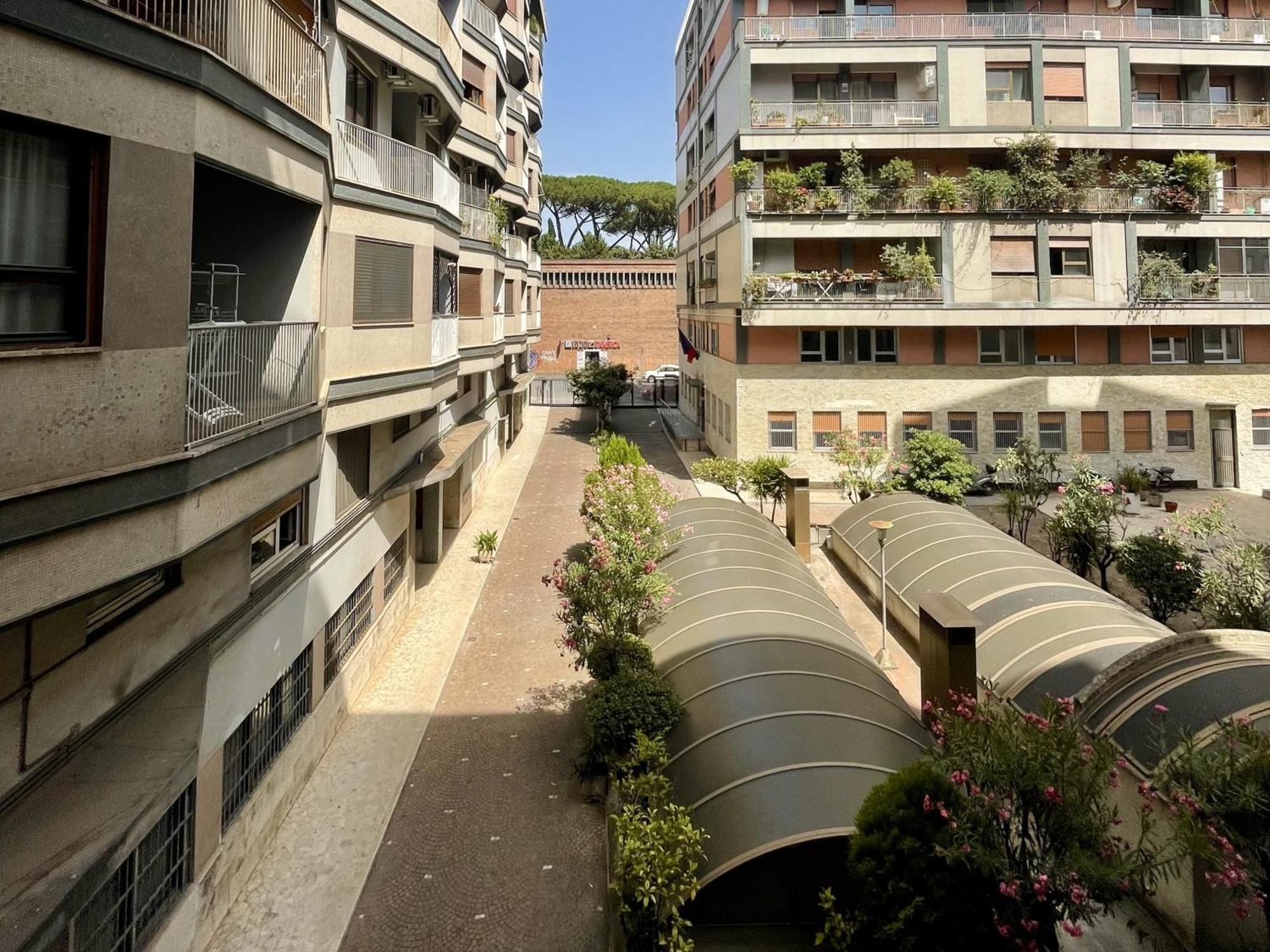 Domus Laterani By Jfm - Comfortable Apartment Big Terrace Colosseo روما المظهر الخارجي الصورة